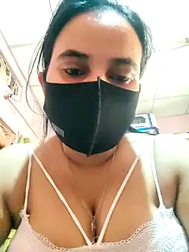 MONALISHhA naked stripping on cam for live sex video chat
