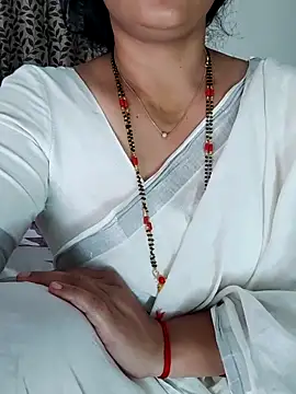 Cute_Sexy_Teacher_69 naked stripping on cam for live sex video chat