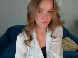 Eva-Stonee nude in hot Live Sex Chat