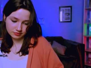 vivienne-sweet nude in hot Live Sex Chat