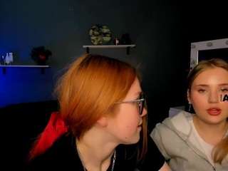 amelia-shiny nude in hot Live Sex Chat