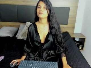 gaby-fosterr nude in hot Live Sex Chat