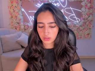LarisaSmirnov1 nude in hot Live Sex Chat