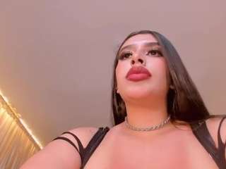 LeahLombardi nude in hot Live Sex Chat