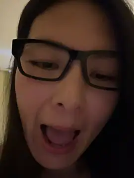 Ninazhang naked stripping on cam for live sex video chat