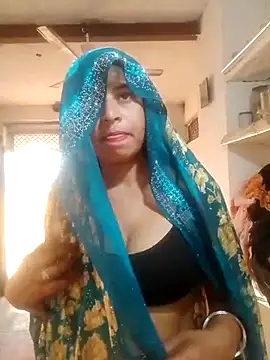 Sexy_Kirti naked stripping on cam for live sex video chat