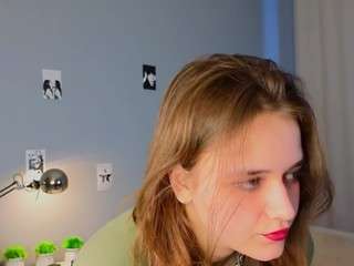 BreckFlowers nude in hot Live Sex Chat