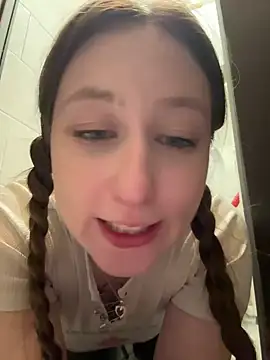 cuteperseon naked stripping on cam for live sex video chat
