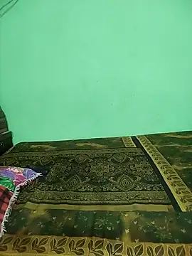 HOT-SUMAN-BABY naked stripping on cam for live sex video chat