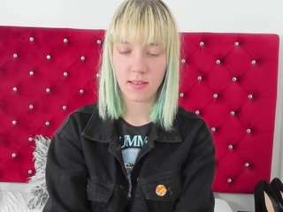 KinkySarah nude in hot Live Sex Chat