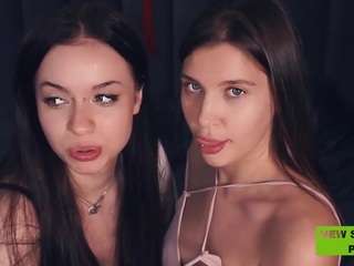 Mari and Nelly nude in hot Live Sex Chat