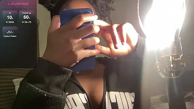 maskedgirl5005 naked stripping on cam for live sex video chat