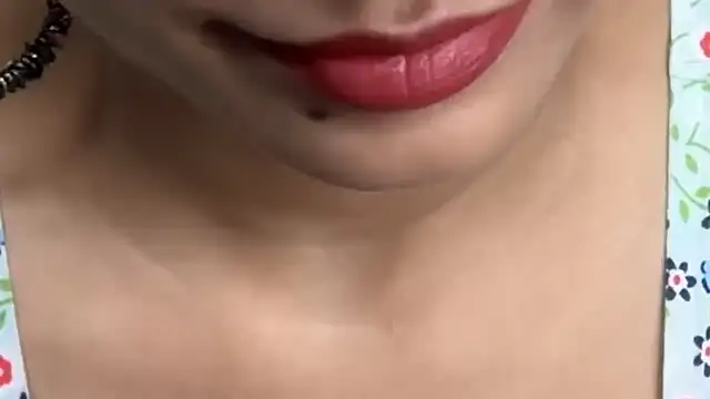 Wow-nisha naked stripping on cam for live sex video chat