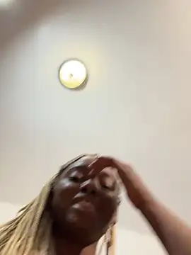 floridashottestprincess naked stripping on cam for live sex video chat
