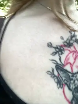Mimiumu naked stripping on cam for live sex video chat
