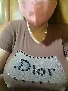Moon_star12 naked stripping on cam for live sex video chat
