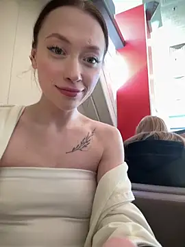 Esta_Vista naked stripping on cam for live sex video chat