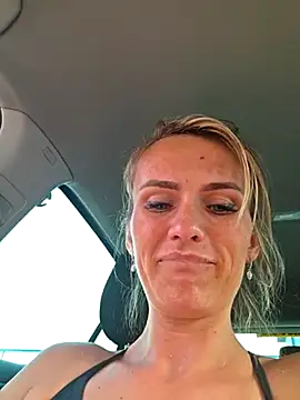 hotjessyca naked stripping on cam for live sex video chat