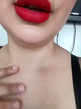 LINA-DALOUA naked stripping on cam for live sex video chat
