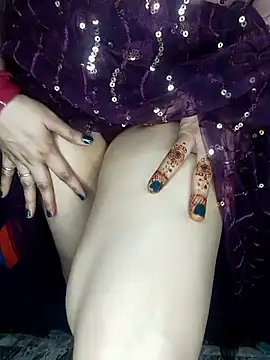 PRIYA_22 naked stripping on cam for live sex video chat