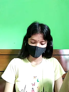 Ramisha- naked stripping on cam for live sex video chat
