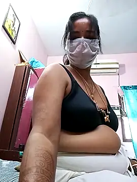 Tamil_sreelekha naked stripping on cam for live sex video chat