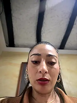_Bella-Office1 naked stripping on cam for live sex video chat