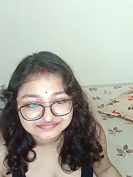 Drizzling_Intimecy naked stripping on cam for live sex video chat