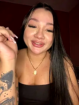 QueenYumi naked stripping on cam for live sex video chat