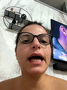 Coupleorny naked stripping on cam for live sex video chat