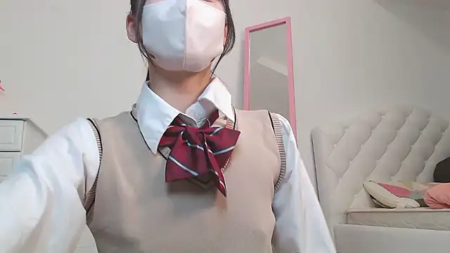 ice_cocoa_ naked stripping on cam for live sex video chat
