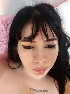 ingridequinti naked stripping on cam for live sex video chat