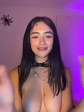 mandy222_ naked stripping on cam for live sex video chat