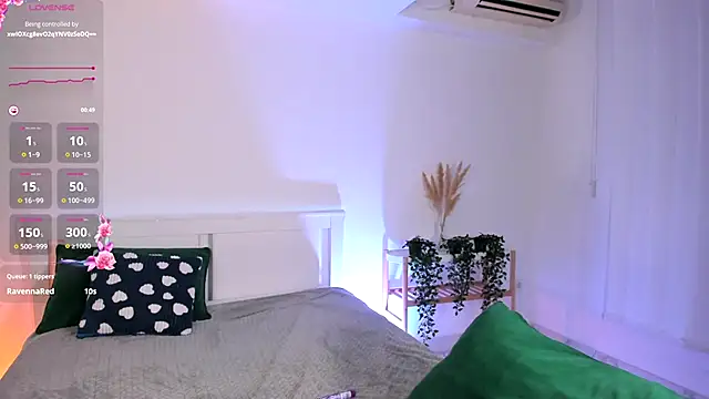 Amira_Blussh naked stripping on cam for live sex video chat