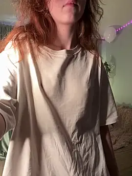 FannyRay naked stripping on cam for live sex video chat