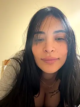 Naughty_Arab_girl naked stripping on cam for live sex video chat