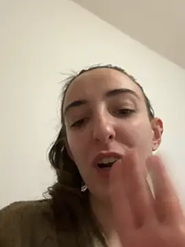 ElitaVibes naked stripping on cam for live sex video chat