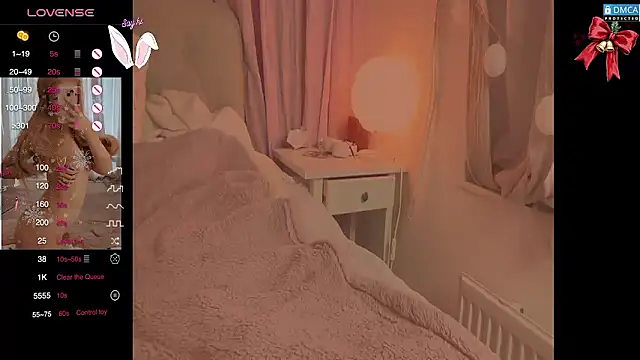 Isabellpink naked stripping on cam for live sex video chat