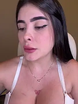 misslollipop04 naked stripping on cam for live sex video chat