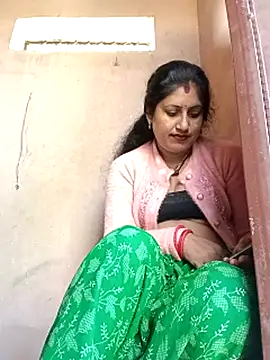 Rayal_bhabi naked stripping on cam for live sex video chat