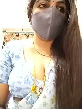 tamilrojaodi naked stripping on cam for live sex video chat