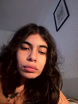 Wailsaa_sdf naked stripping on cam for live sex video chat