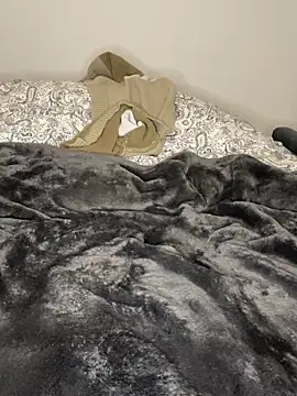 yourgirlkate naked stripping on cam for live sex video chat