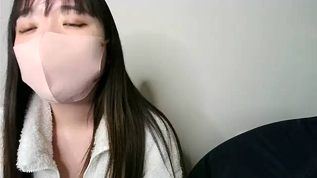 yua_chan00 naked stripping on cam for live sex video chat