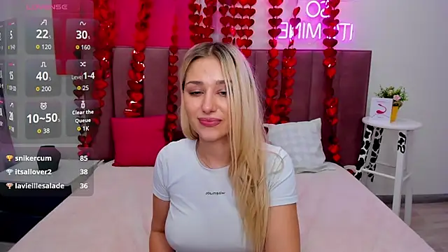 MIla_Stunning naked stripping on cam for live sex video chat