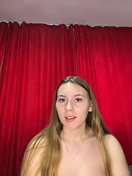 SweetSophia20 naked stripping on cam for live sex video chat