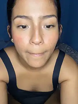 BabyFoxy naked stripping on cam for live sex video chat