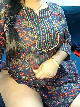 SSiya- naked stripping on cam for live sex video chat