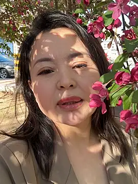 xiaxia-2026 naked stripping on cam for live sex video chat