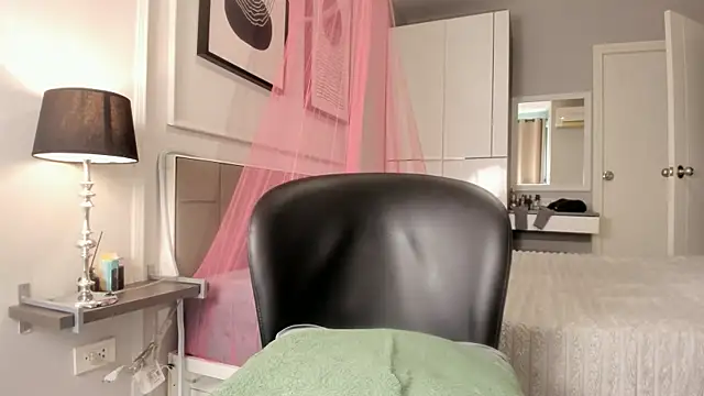 Jap_amelle naked stripping on cam for live sex video chat
